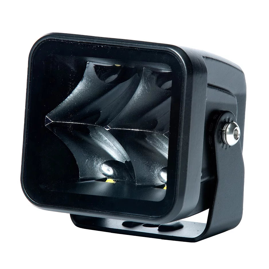 76006 - 3.2″ Cube Light Kit – Driving Pattern, Bezeless Lens Design, includes 2 Lamps and a Harness